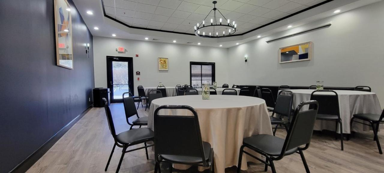 Holiday Inn Express Hotel & Suites Newton Sparta By Ihg Εξωτερικό φωτογραφία