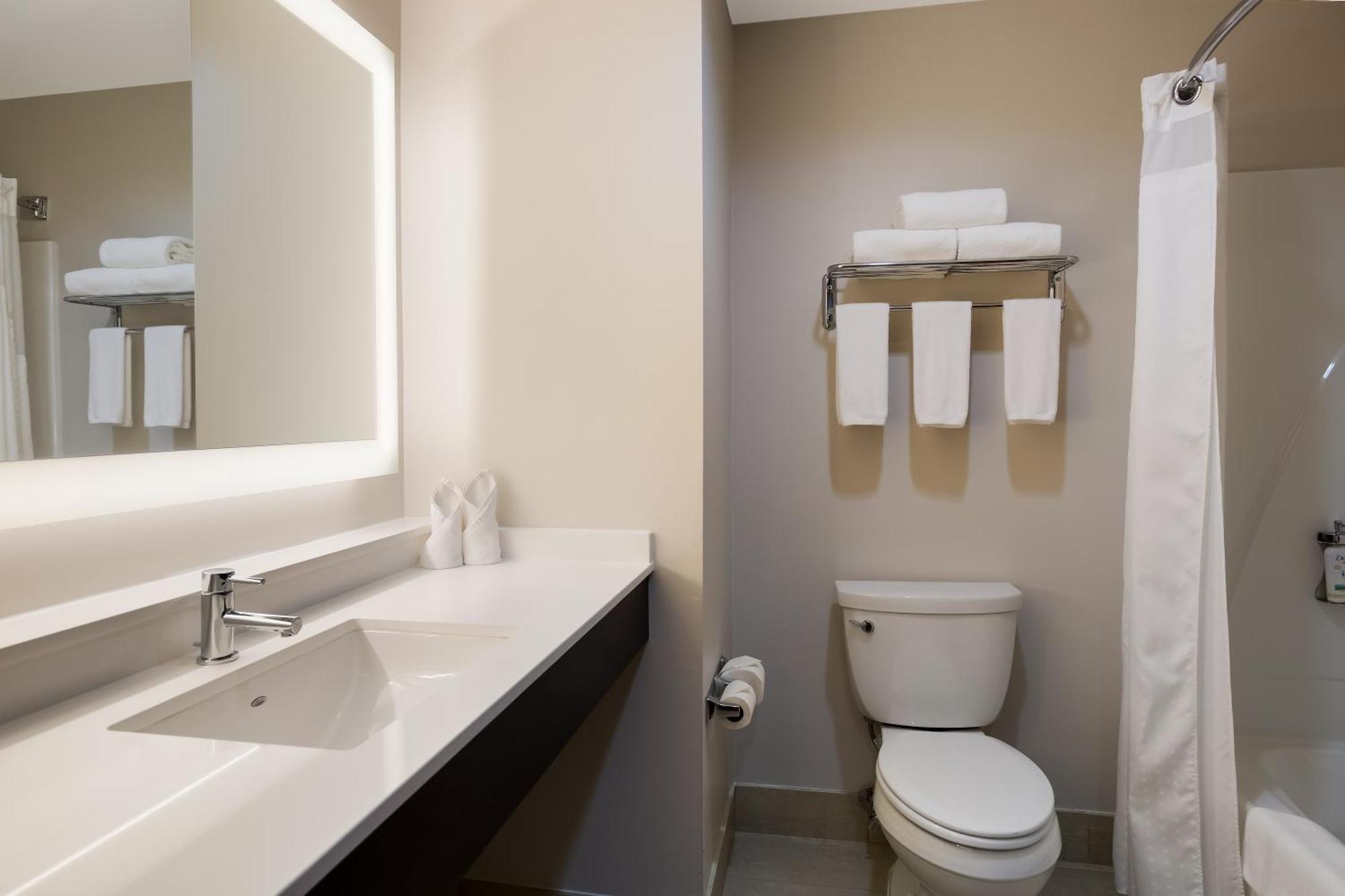 Holiday Inn Express Hotel & Suites Newton Sparta By Ihg Εξωτερικό φωτογραφία
