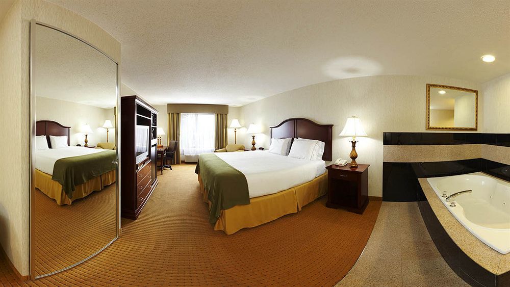 Holiday Inn Express Hotel & Suites Newton Sparta By Ihg Εξωτερικό φωτογραφία