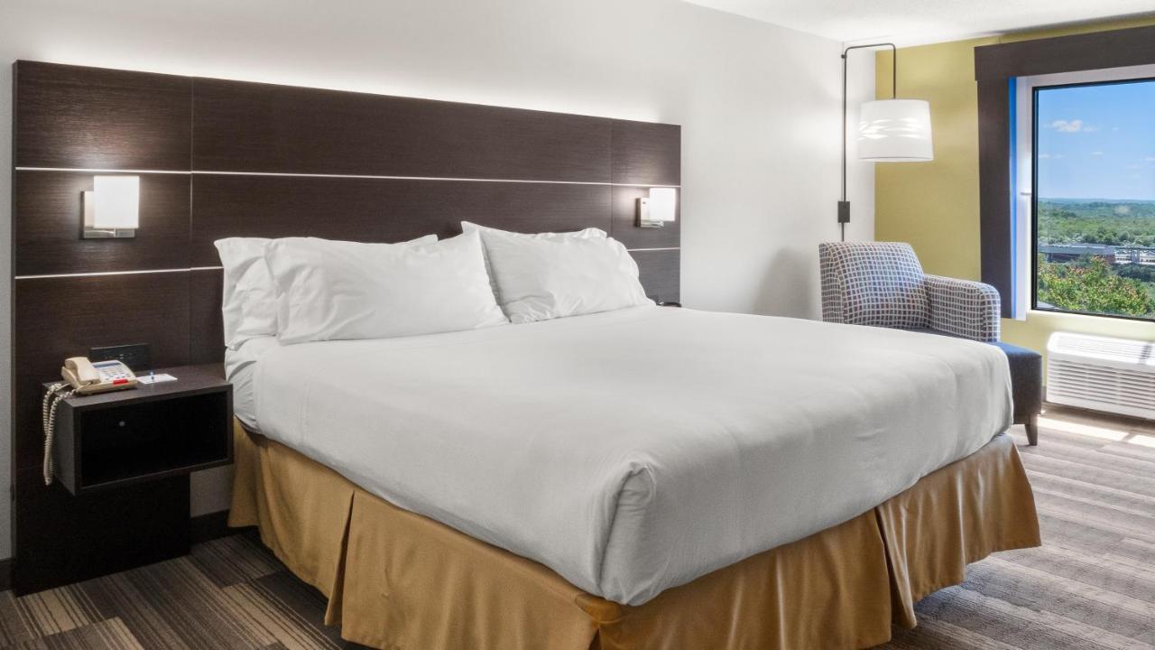 Holiday Inn Express Hotel & Suites Newton Sparta By Ihg Εξωτερικό φωτογραφία